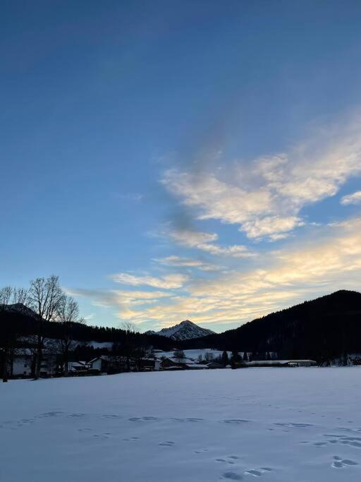 Wunderschoenes 4 Zimmer Apartment Mit Seeblick Bad Wiessee Eksteriør billede