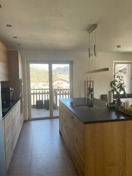 Wunderschoenes 4 Zimmer Apartment Mit Seeblick Bad Wiessee Eksteriør billede